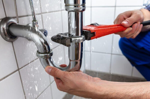 Why RodeoWorx Is the Top Plumber in Alberton