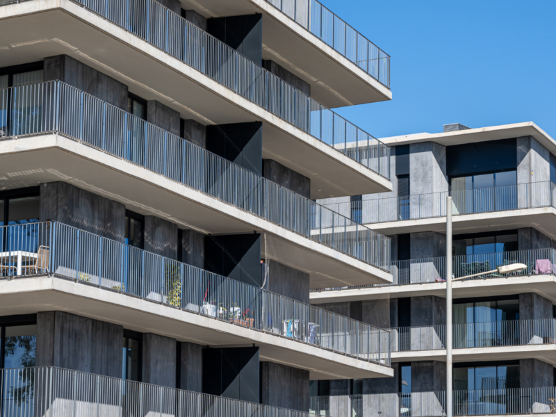 plumber-installing-water-supply-system-in-apartment-building-meyersdal-johannesburg professional-plumber-installing-a-water-supply-system-in-an-apartment-building-meyersdal-johannesburg